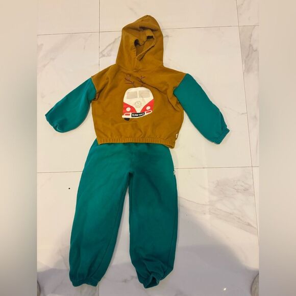 Christmas naughty or nice Kids Matching sweatsuit #22 - Picture 5 of 6